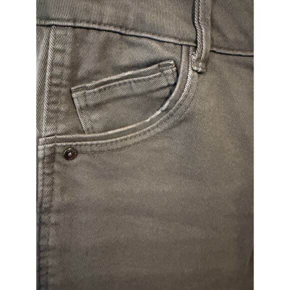 Wit & Wisdom Cargo Jeans Raw Hem Size 4 - Picture 2 of 7